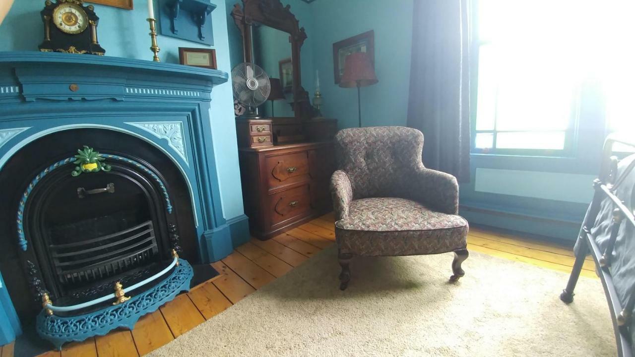 Gower Manor Historic Bed & Breakfast Saint-Jean de Terre-Neuve Extérieur photo