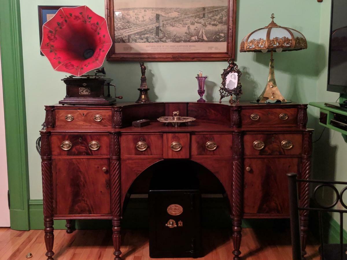Gower Manor Historic Bed & Breakfast Saint-Jean de Terre-Neuve Extérieur photo